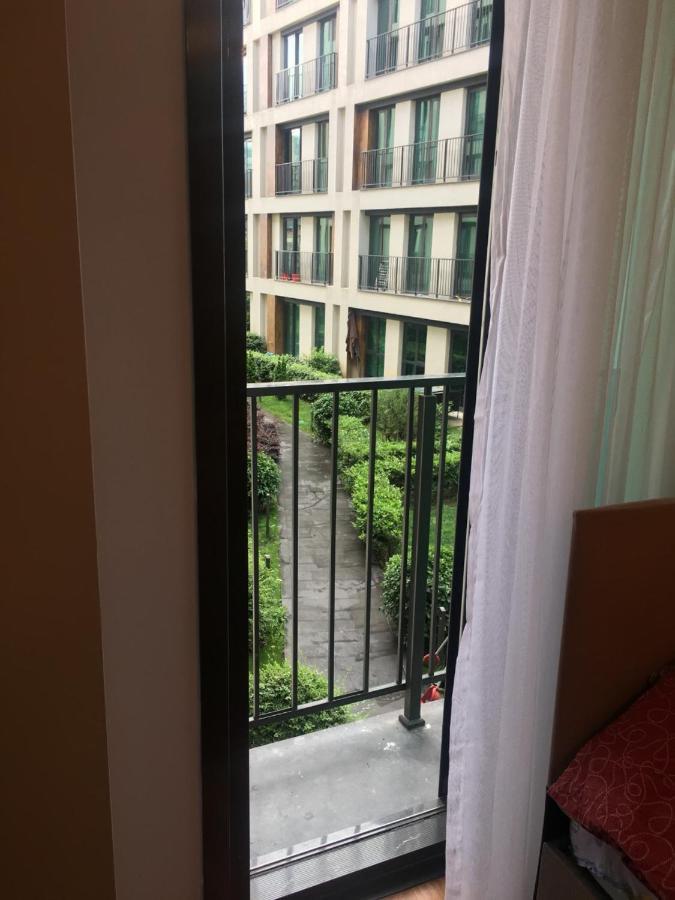 Studio Flat-One Room In Lux Residence Near Taksim-Beyoglu Istanboel Buitenkant foto