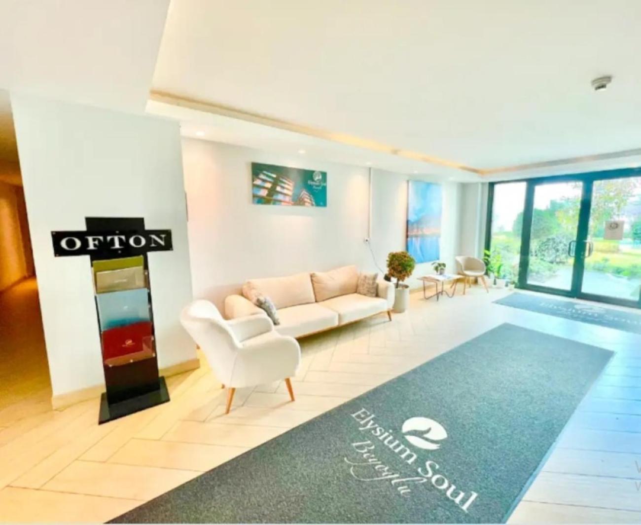 Studio Flat-One Room In Lux Residence Near Taksim-Beyoglu Istanboel Buitenkant foto