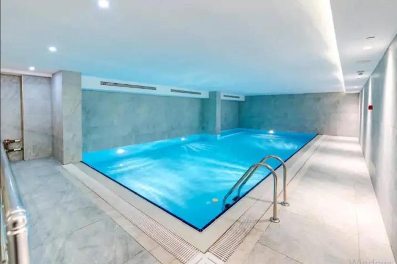 Studio Flat-One Room In Lux Residence Near Taksim-Beyoglu Istanboel Buitenkant foto